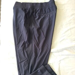 Athleta Brooklyn jogger size 16 black